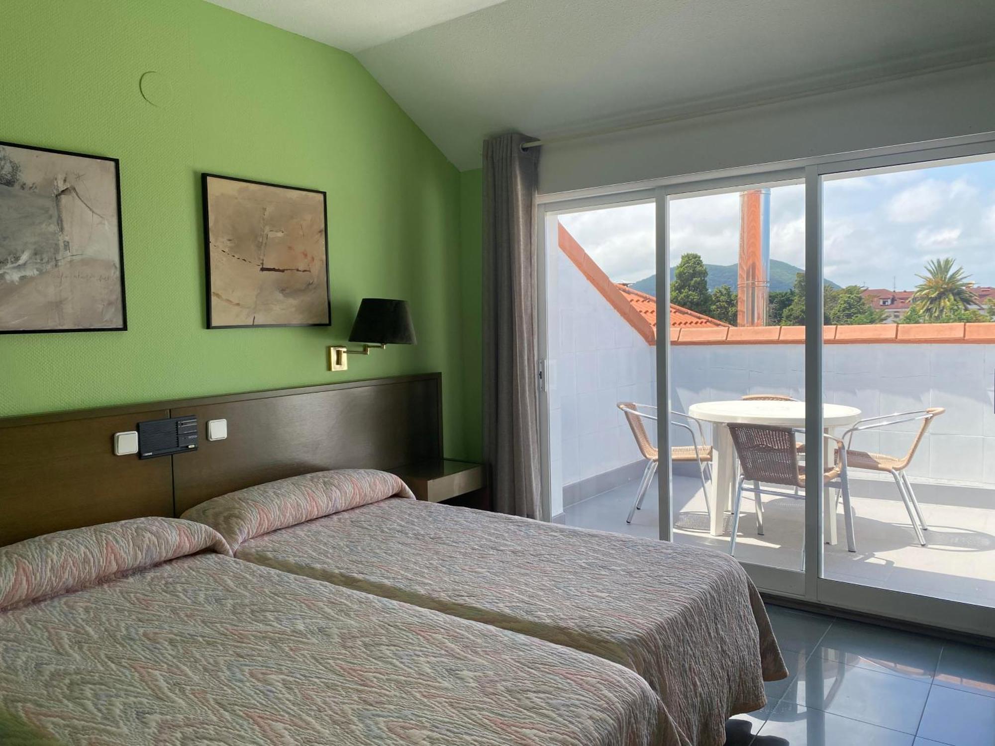Hotel Zenit Mar Noja Extérieur photo