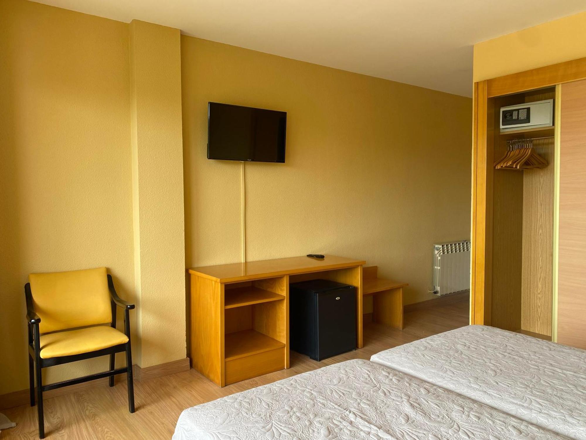 Hotel Zenit Mar Noja Extérieur photo