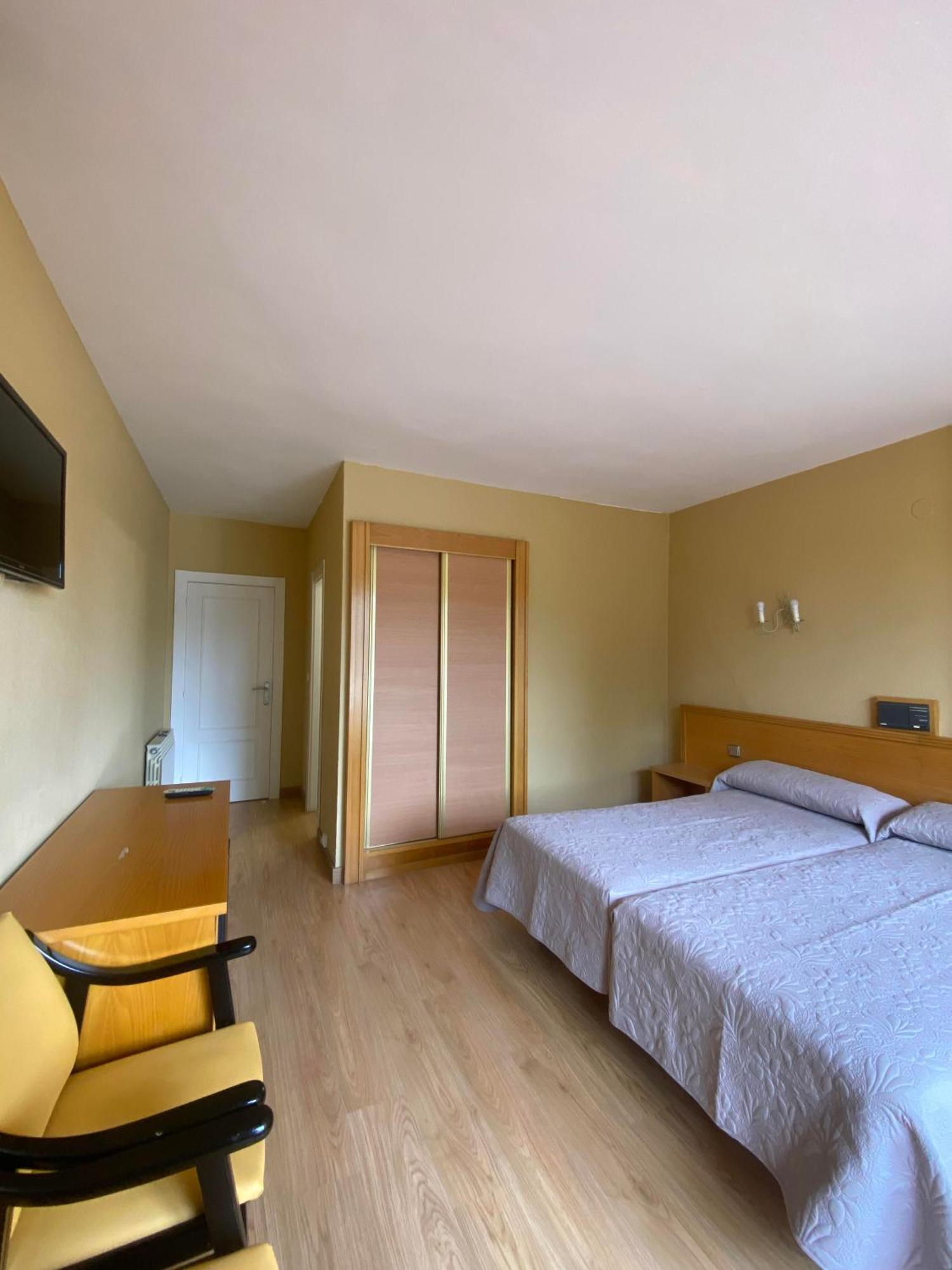 Hotel Zenit Mar Noja Extérieur photo
